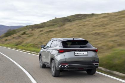 Πρεμιέρα στην Ελλάδα για τα Omoda 5 SHS-H και Omoda 9 SHS-P AWD